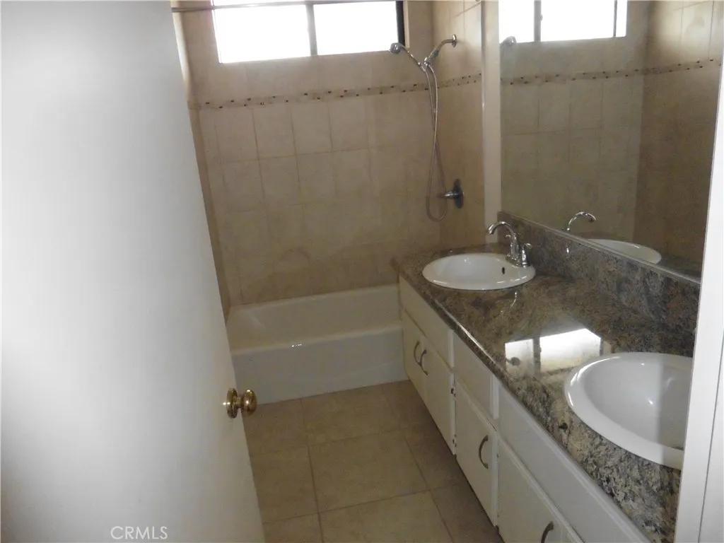 145 W 9th Street #14