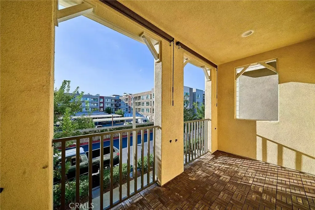 2767 Crimson Way