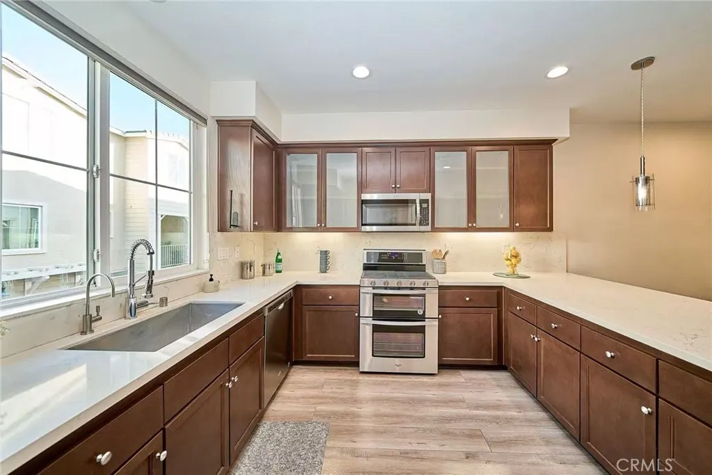 2767 Crimson Way