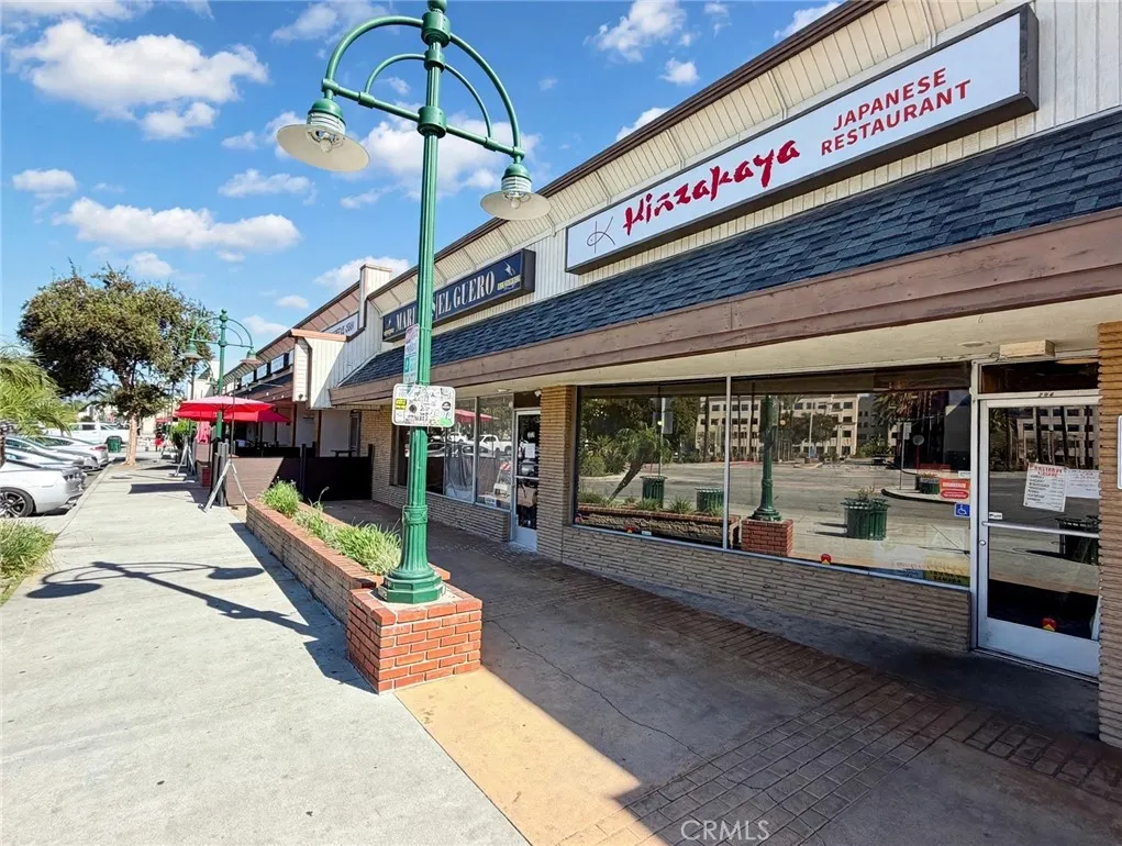 204 S Glendora Avenue