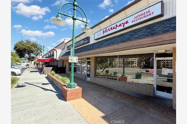 204 S Glendora Avenue
