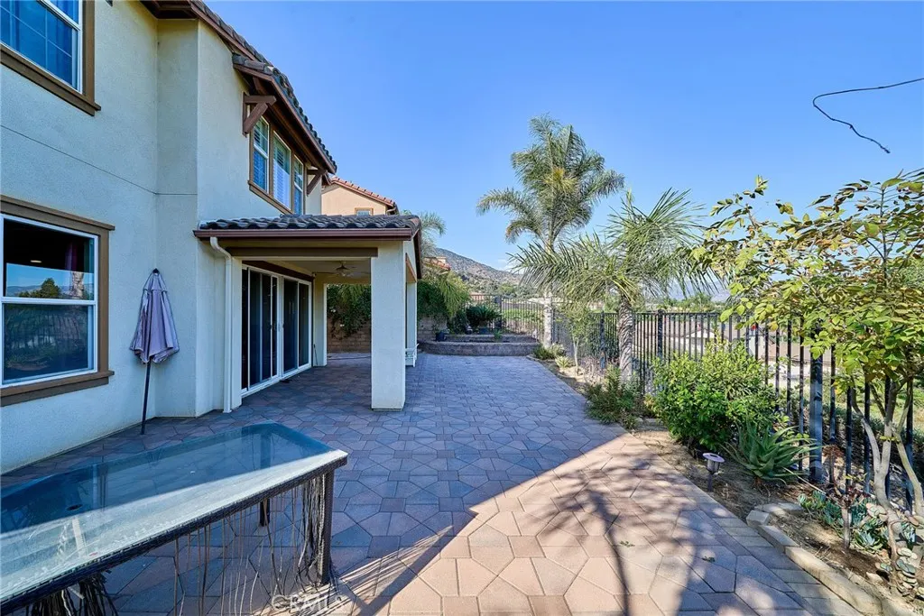 1324 N Macneil Drive