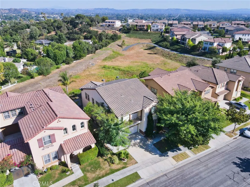 1324 N Macneil Drive