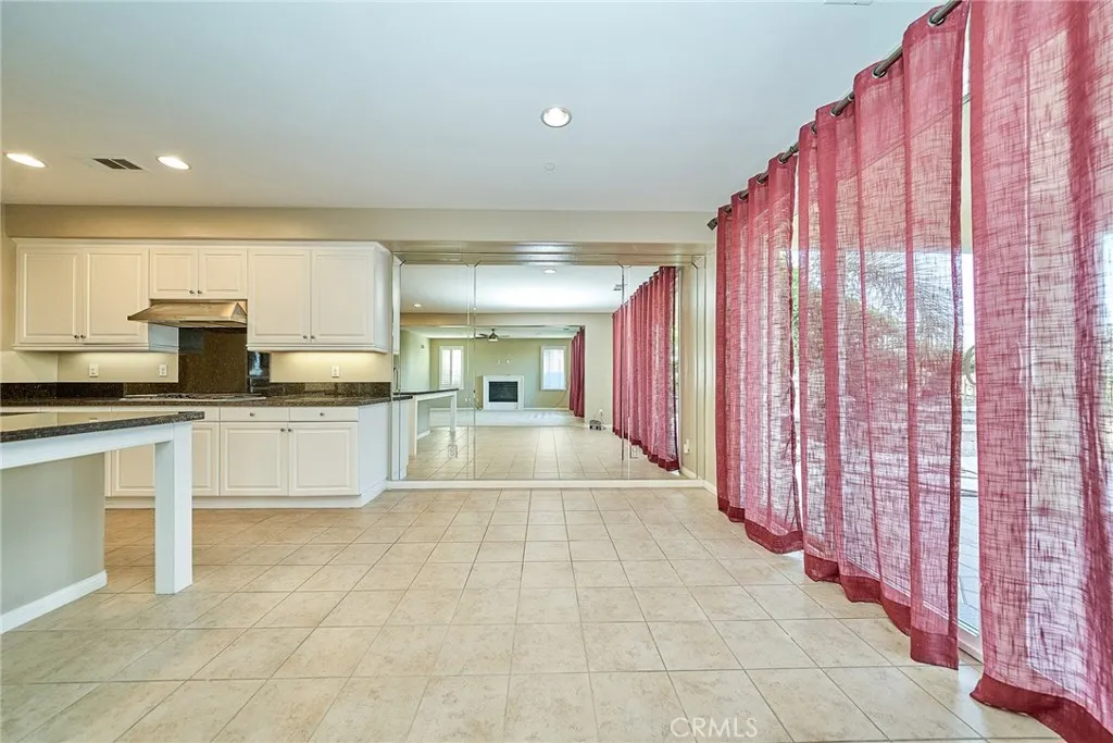1324 N Macneil Drive