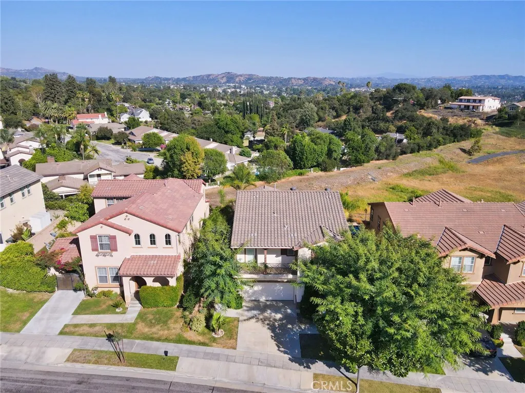 1324 N Macneil Drive