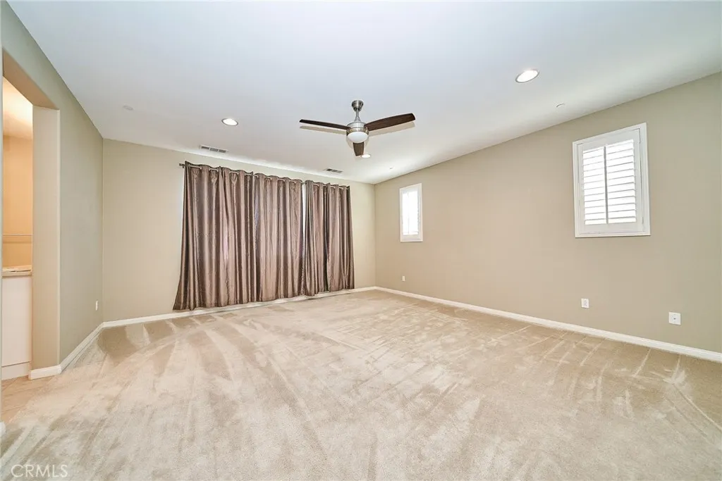 1324 N Macneil Drive