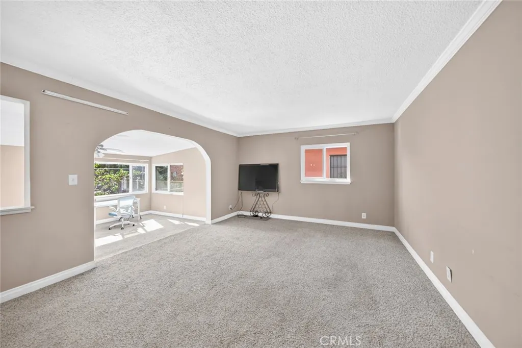 650 Big Dalton Ave