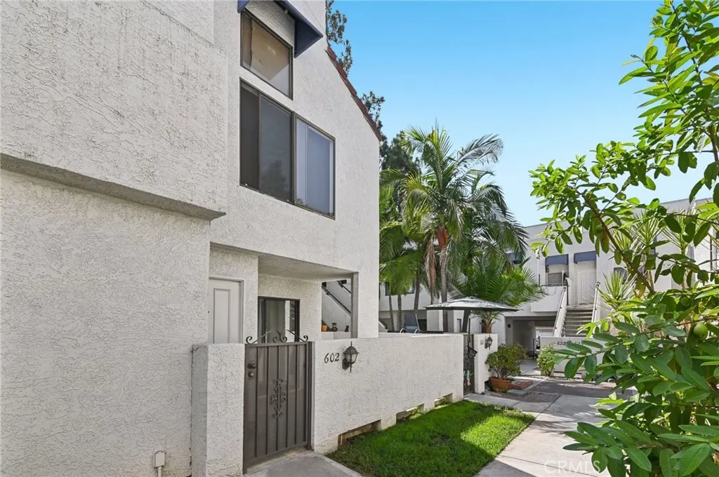602 Park Shadow Court