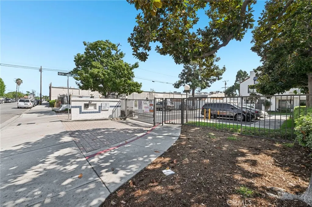 602 Park Shadow Court