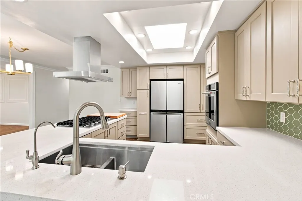 1159 Oak Knoll Terrace