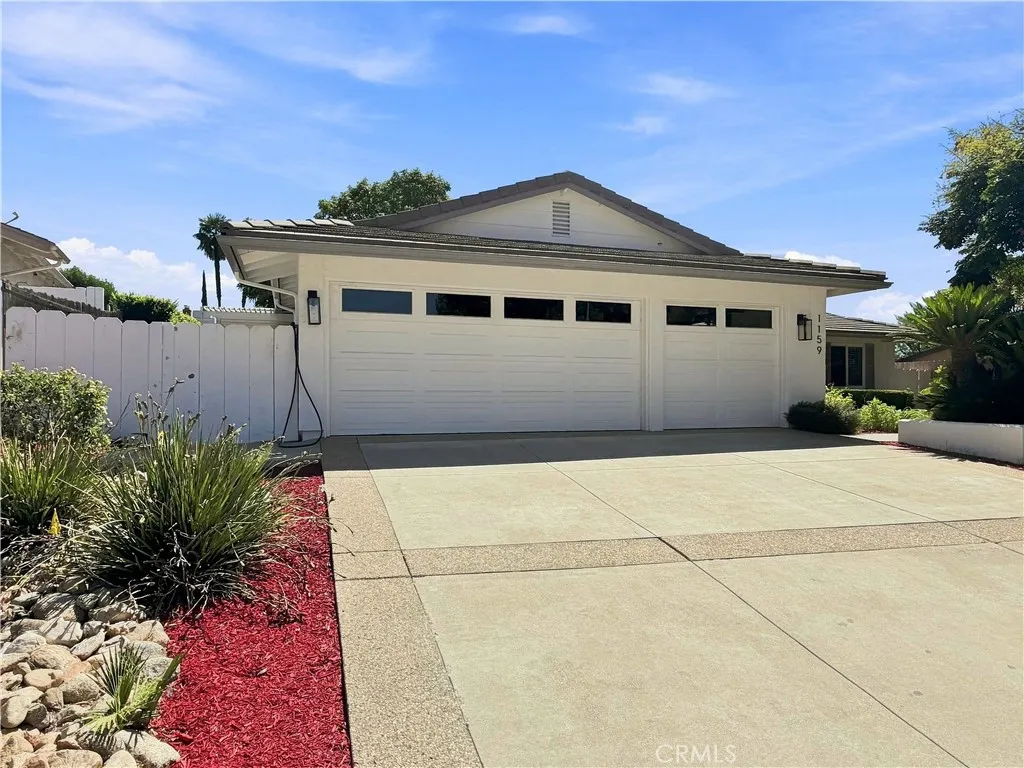 1159 Oak Knoll Terrace