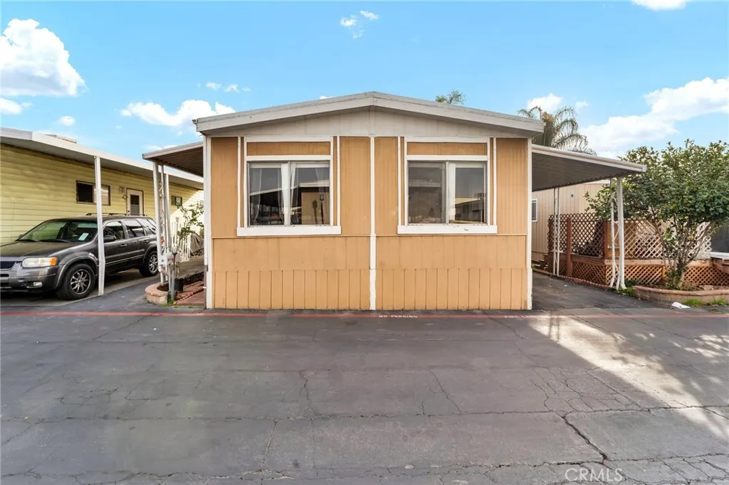 716 N Grand Avenue, #B4