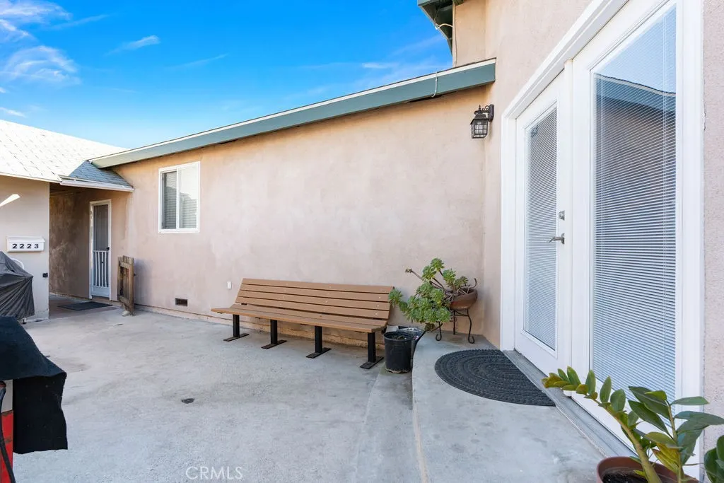 2223 W Mossberg Avenue
