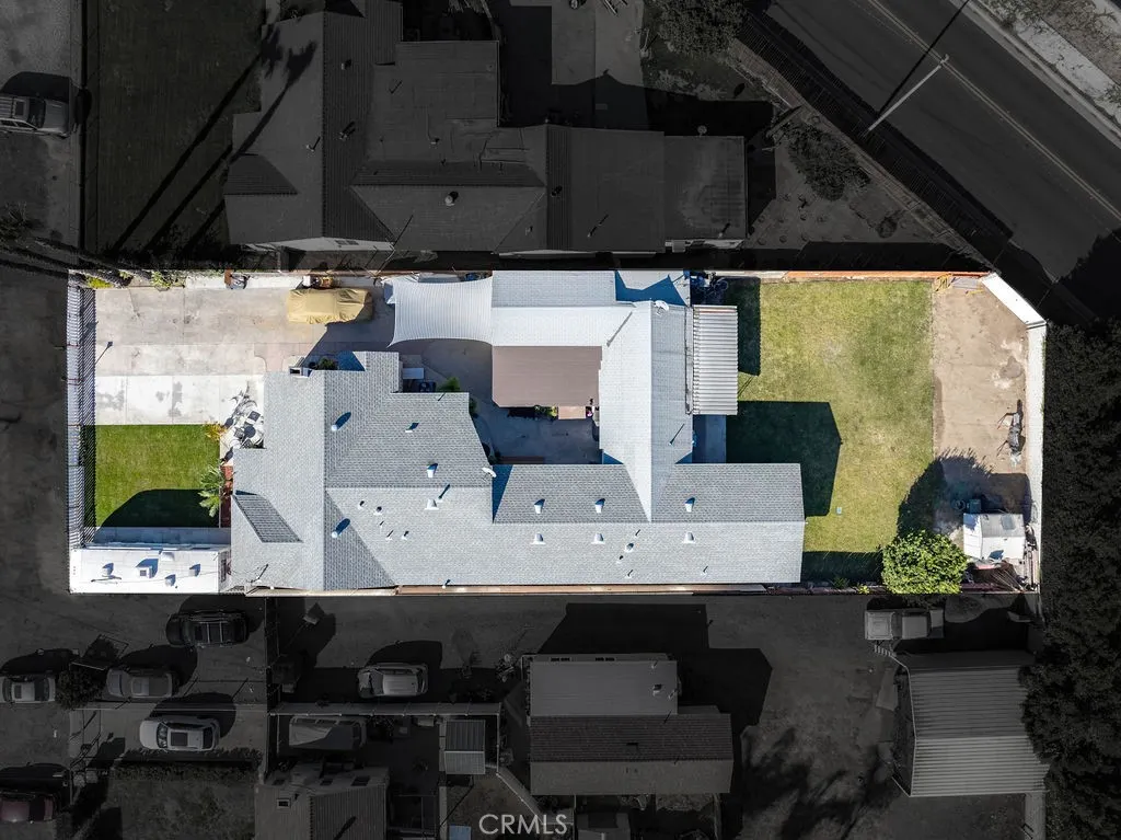 2223 W Mossberg Avenue