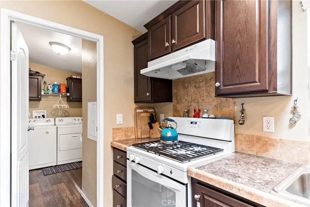 2755 Arrow Highway, #106