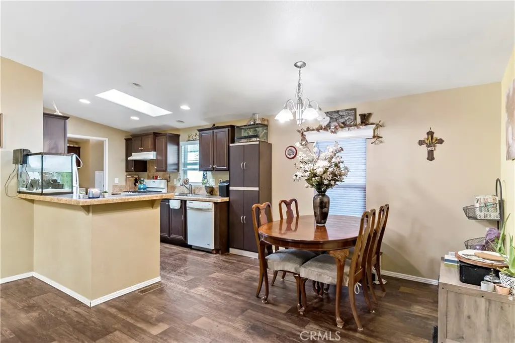 2755 Arrow Highway, #106