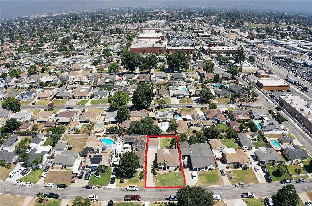 1715 E. Mardina St.