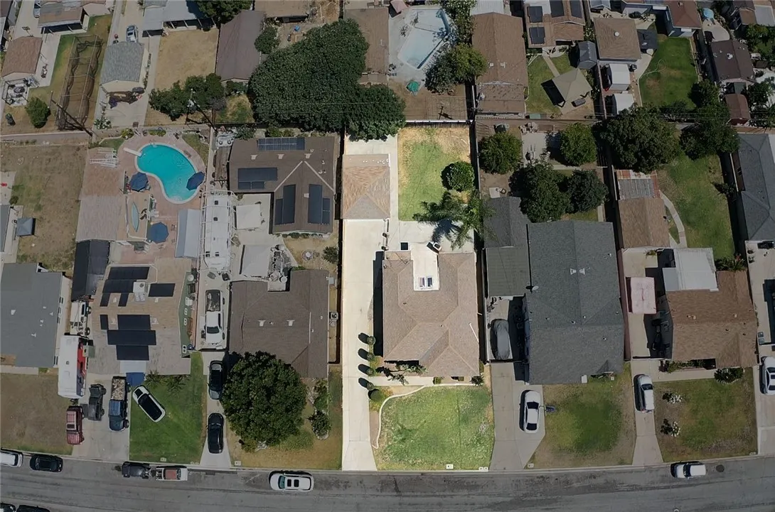 1715 E. Mardina St.