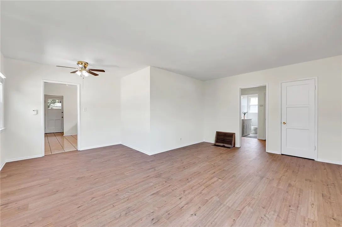 1715 E. Mardina St.