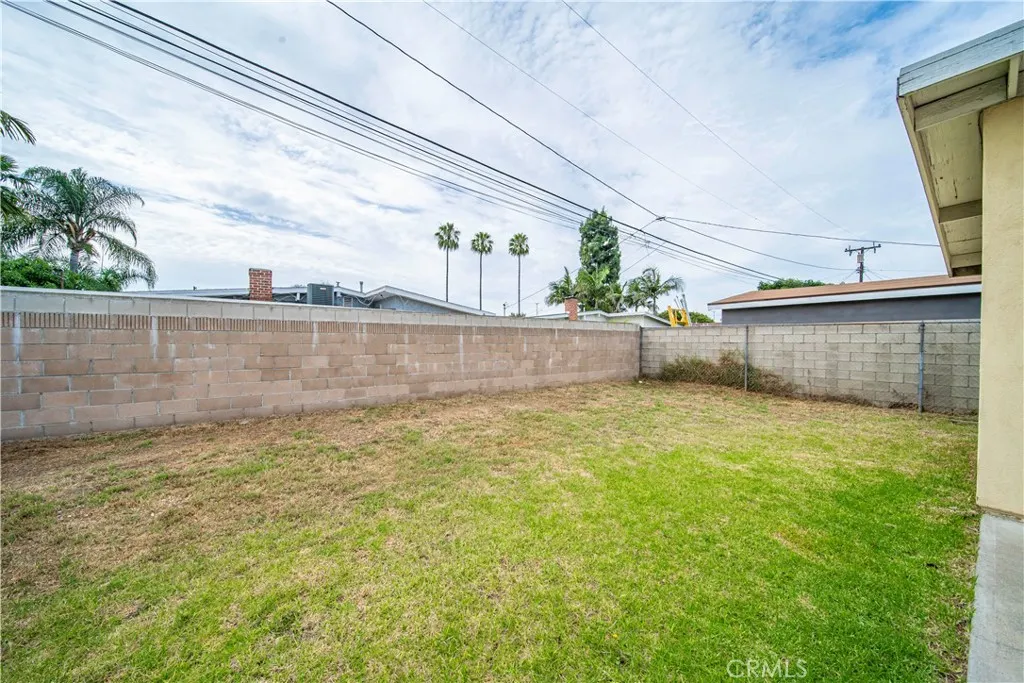 938 Evanwood Avenue