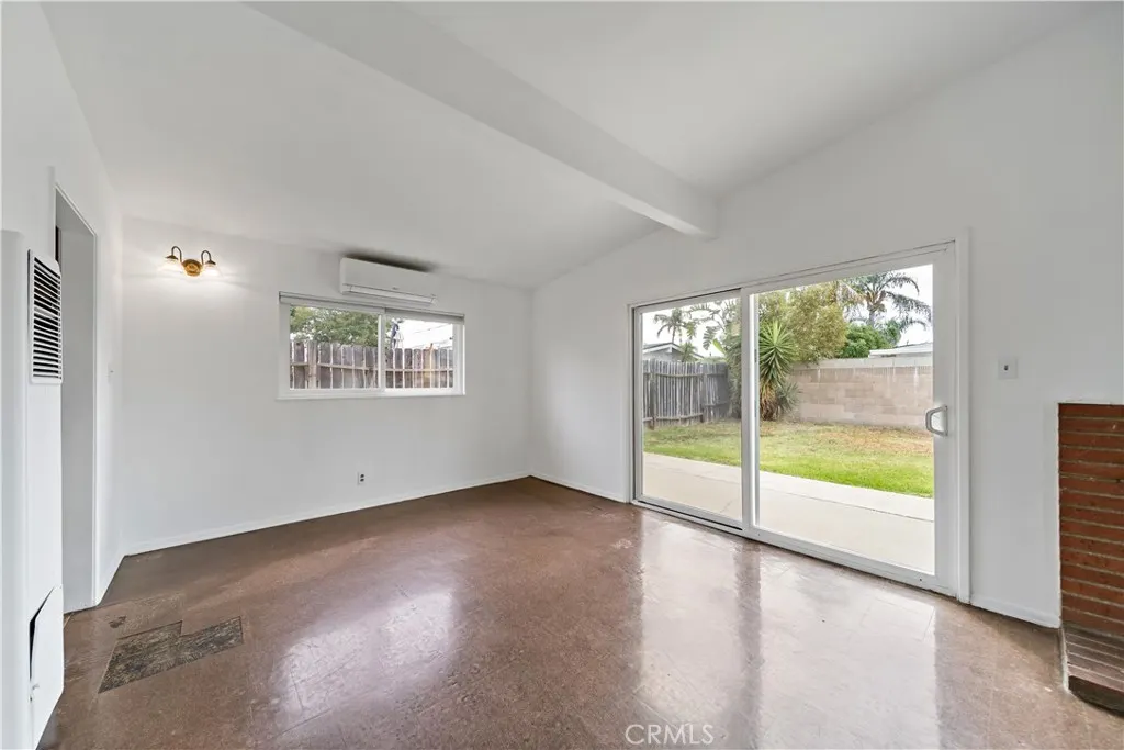 938 Evanwood Avenue