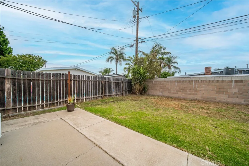 938 Evanwood Avenue