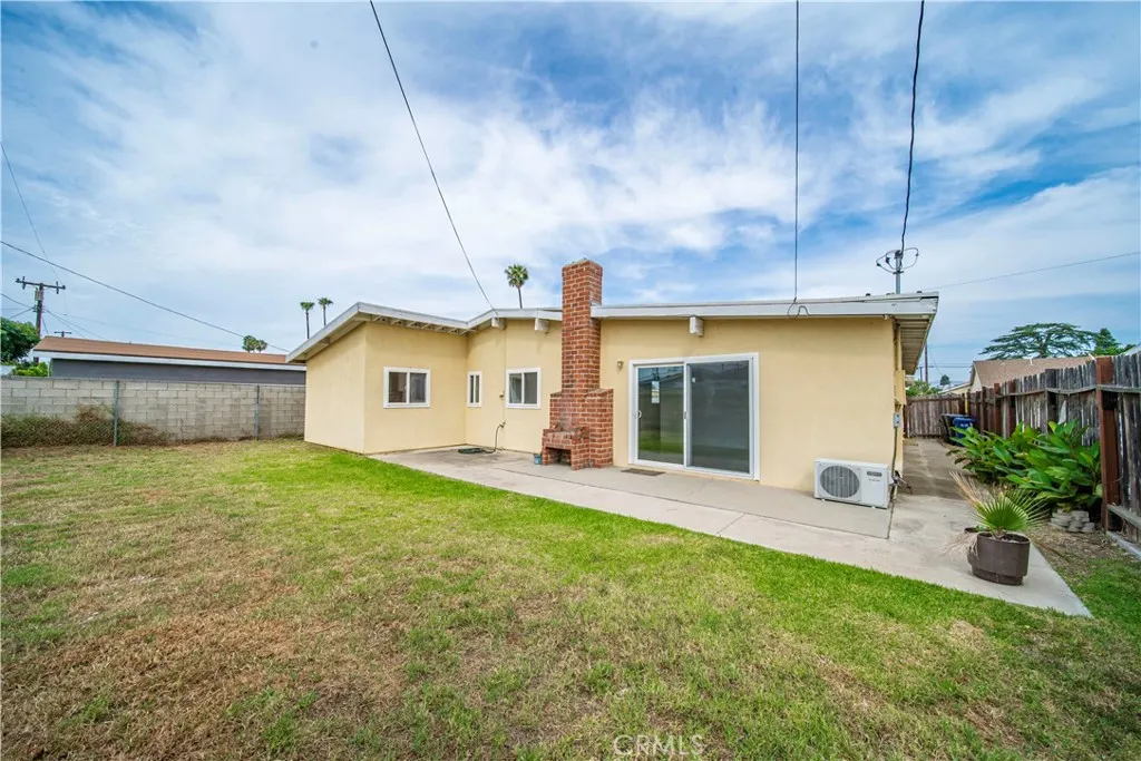 938 Evanwood Avenue