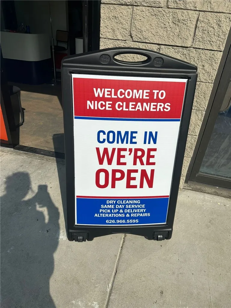 1120 N Azusa Avenue
