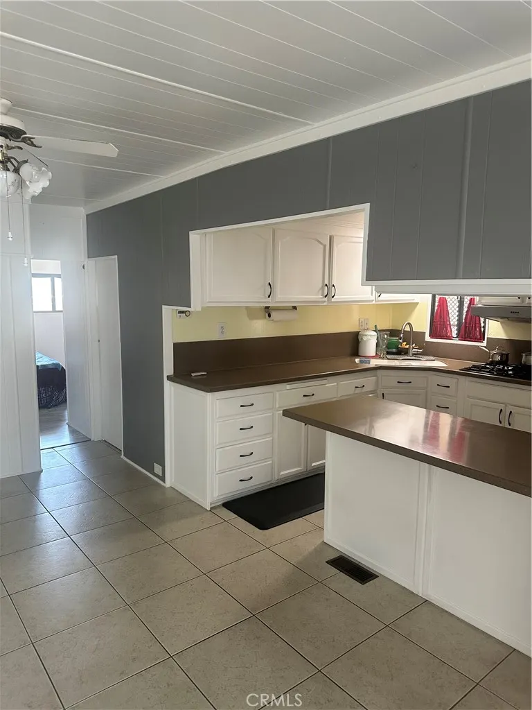 1030 Bradbourne Avenue, #31