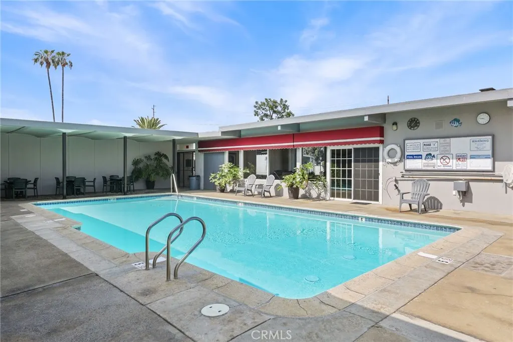 2755 Arrow, #98