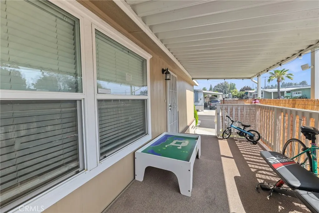 2755 Arrow, #98