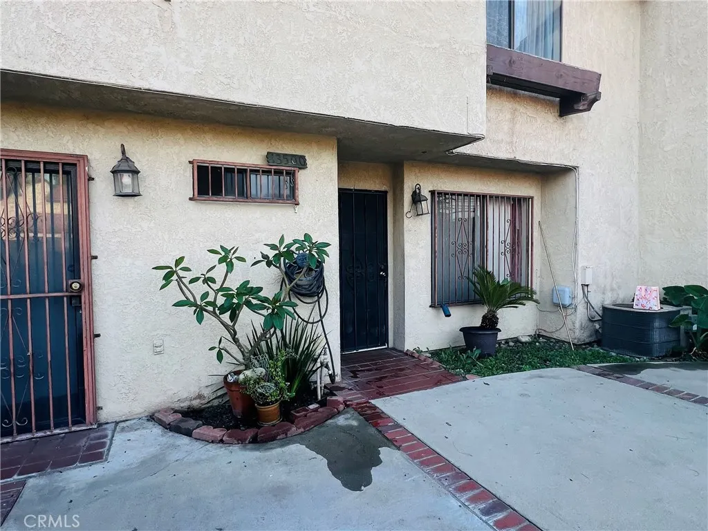 13500 Ramona Pkwy