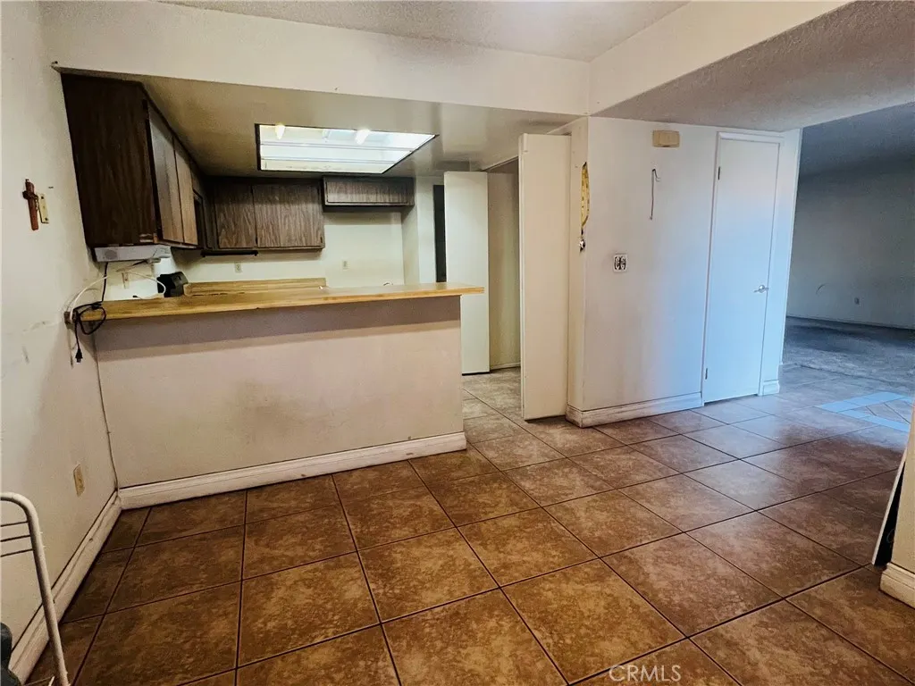 13500 Ramona Pkwy