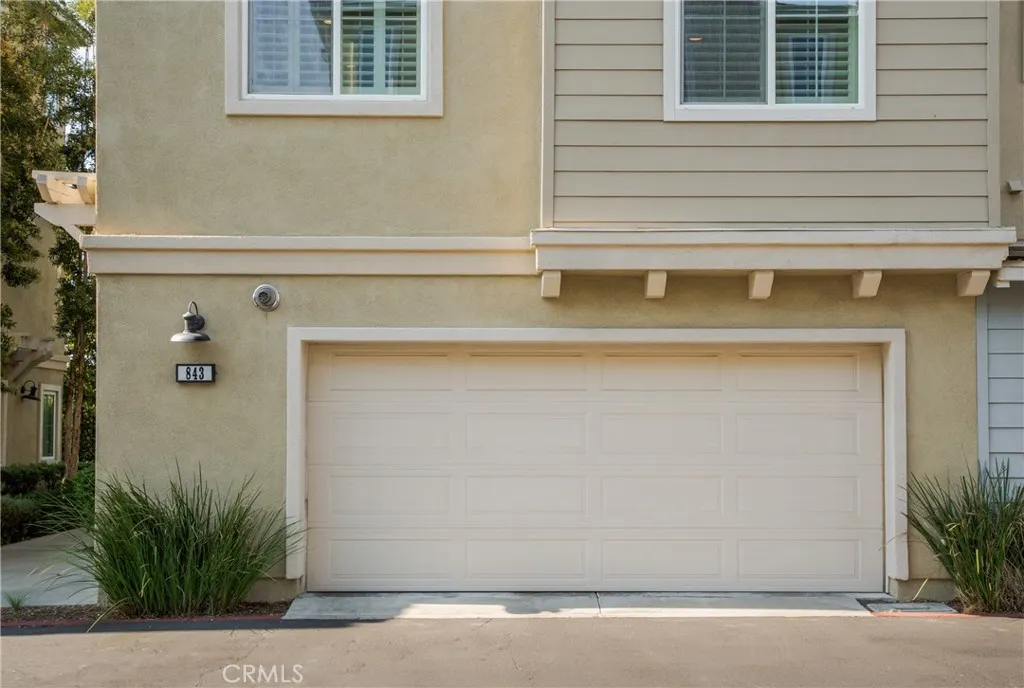 843 Seville Lane