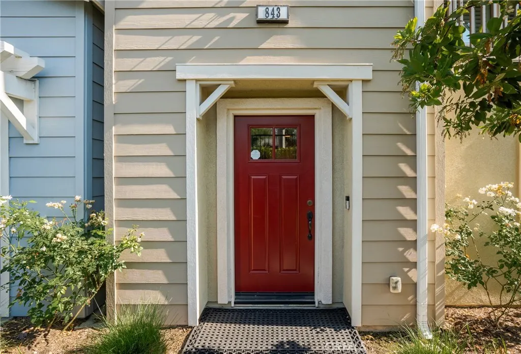 843 Seville Lane