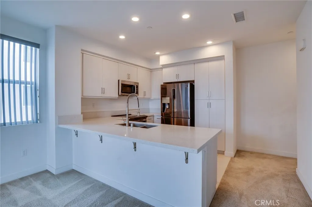 2823 Lily Lane