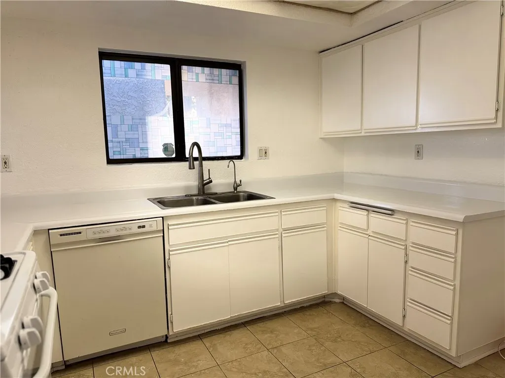 102 Park Shadow Court