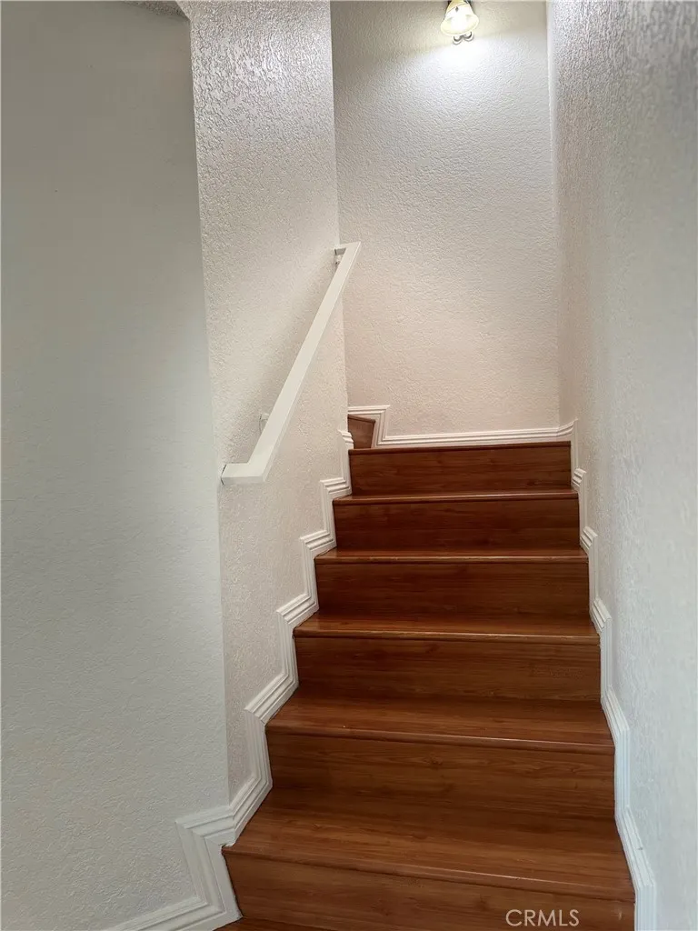 102 Park Shadow Court