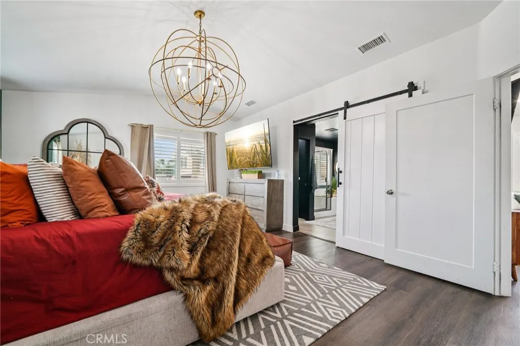 12400 Sarah Court