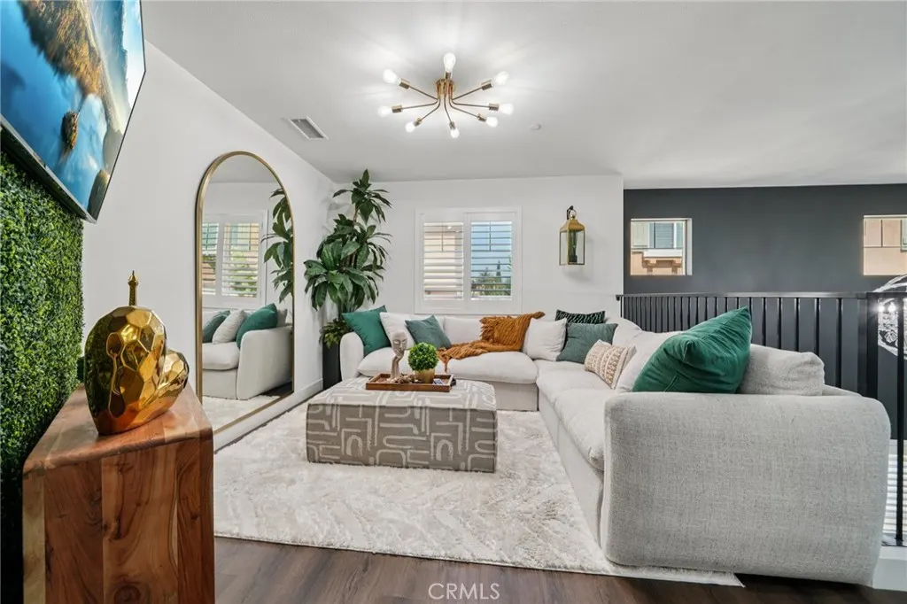 12400 Sarah Court