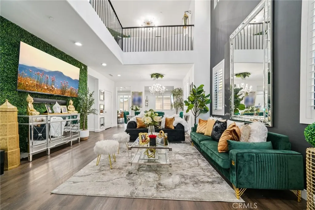 12400 Sarah Court
