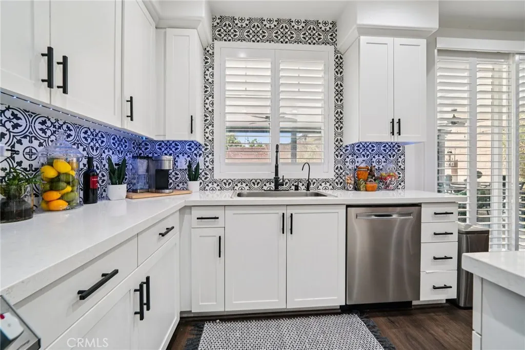 12400 Sarah Court