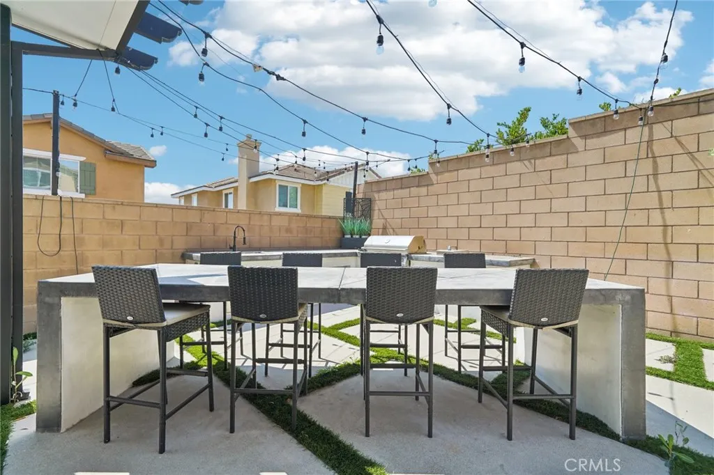 12400 Sarah Court