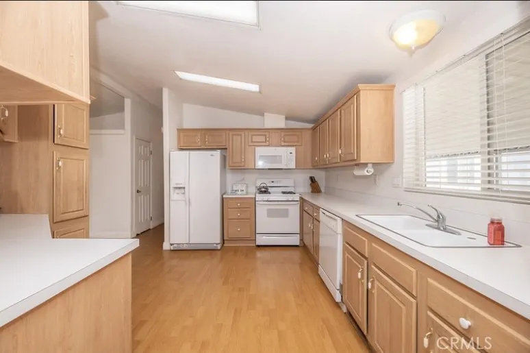 1245 W Cienega Avenue #75