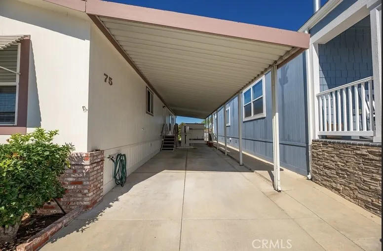 1245 W Cienega Avenue #75