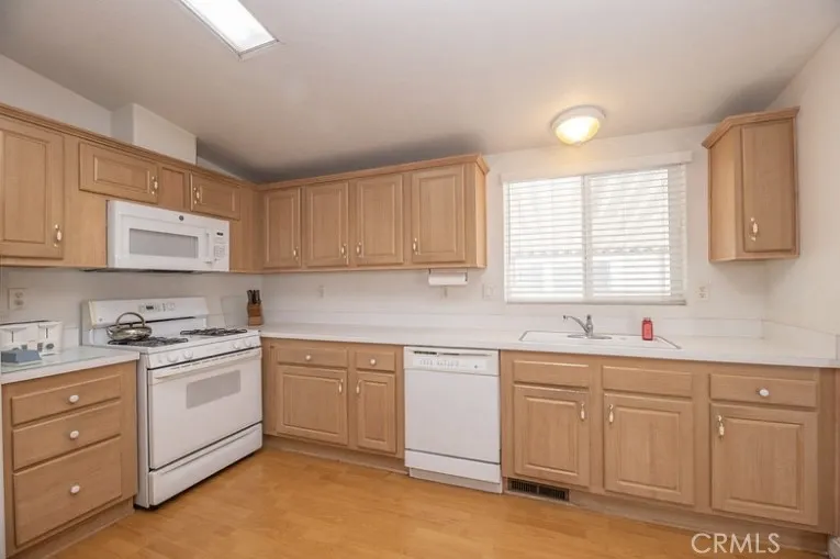 1245 W Cienega Avenue #75