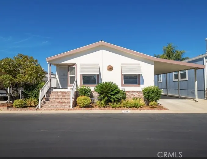 1245 W Cienega Avenue #75