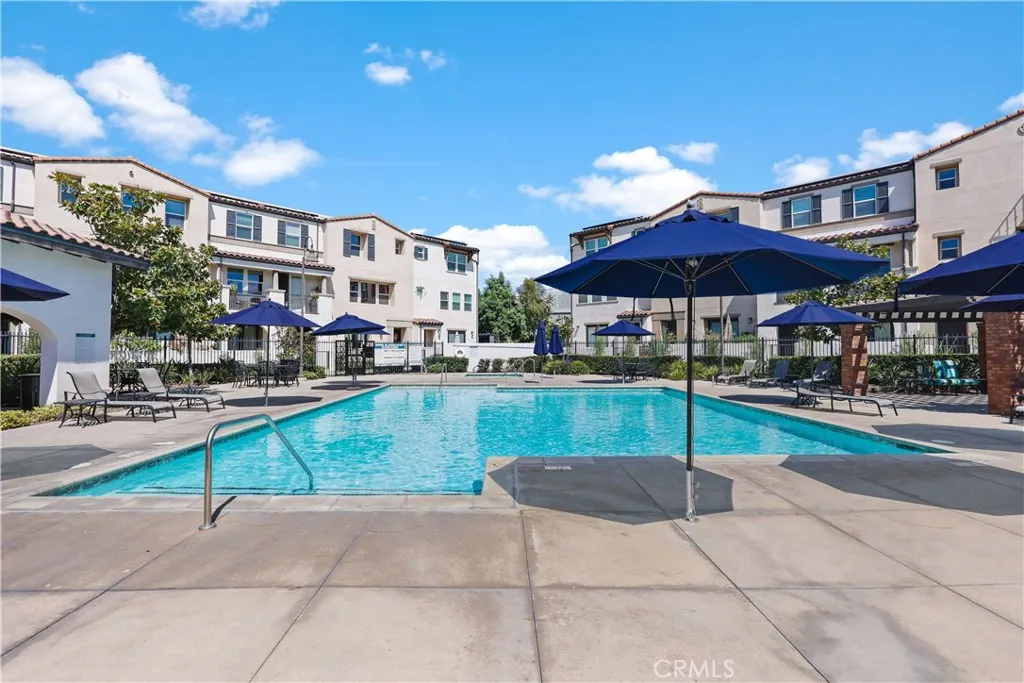 535 W Foothill Boulevard, #102