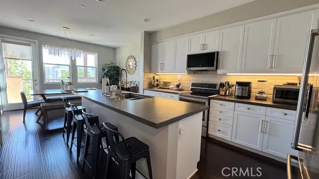 535 W Foothill Boulevard, #102