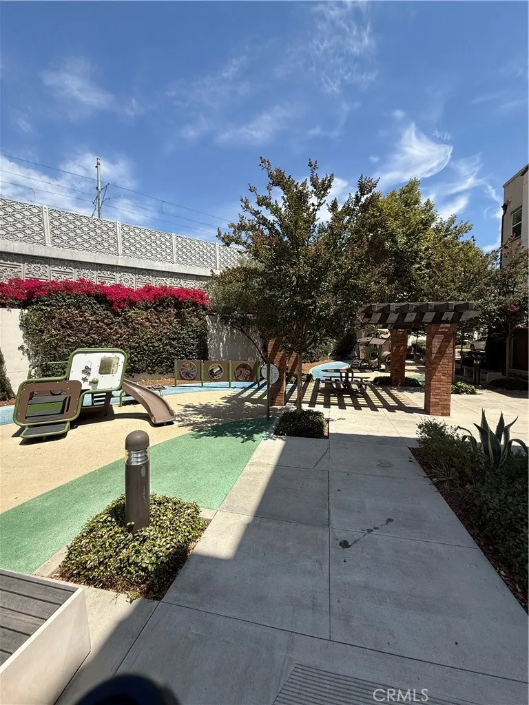 535 W Foothill Boulevard, #102